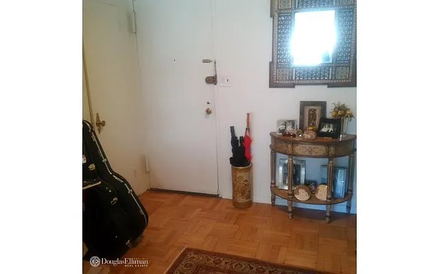 Rented by Douglas Elliman | media 3