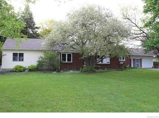 7997 State Street Rd, Batavia, NY 14020