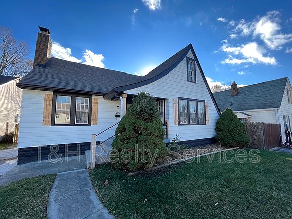 4th image of 4901 Young Ave