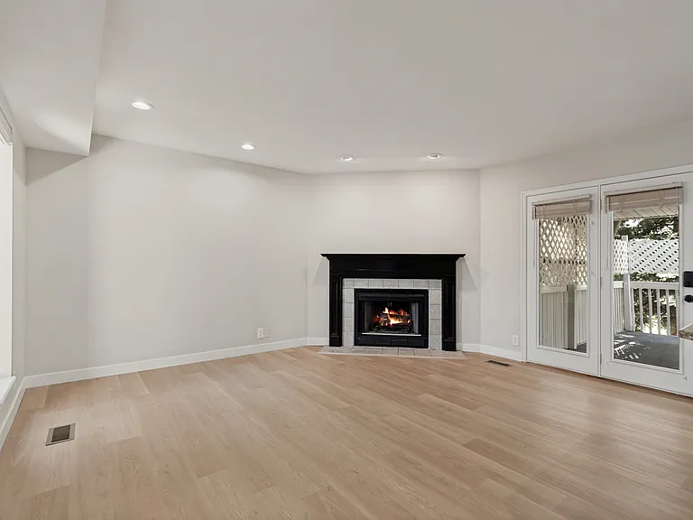 11390 S Mariposa Way — Photo 6