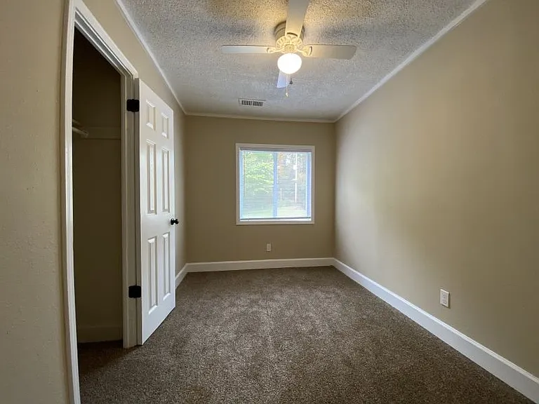3257 Madewell St — Photo 3