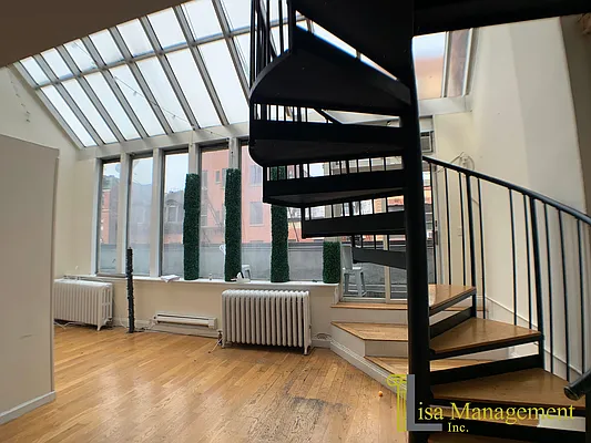 Rented by Lisa Management Inc | media 1