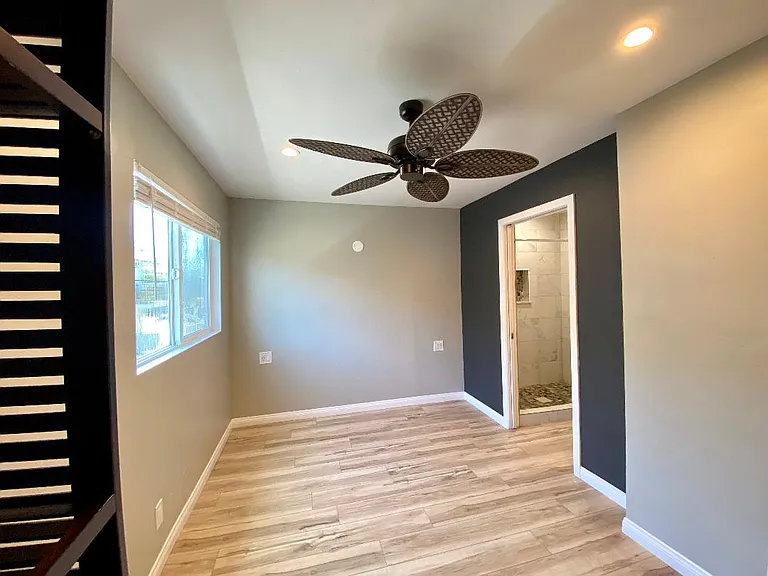 140C Hemlock Ave — Photo 25