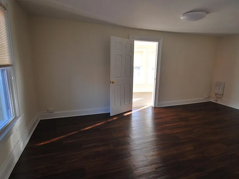 144 Main St #3 — Photo 10