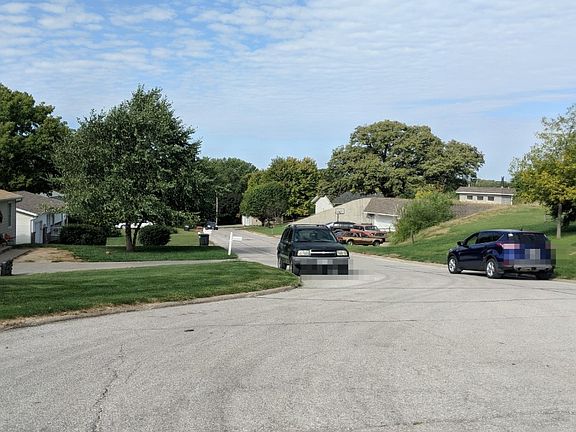 5th image of 135 Timberlane Cir