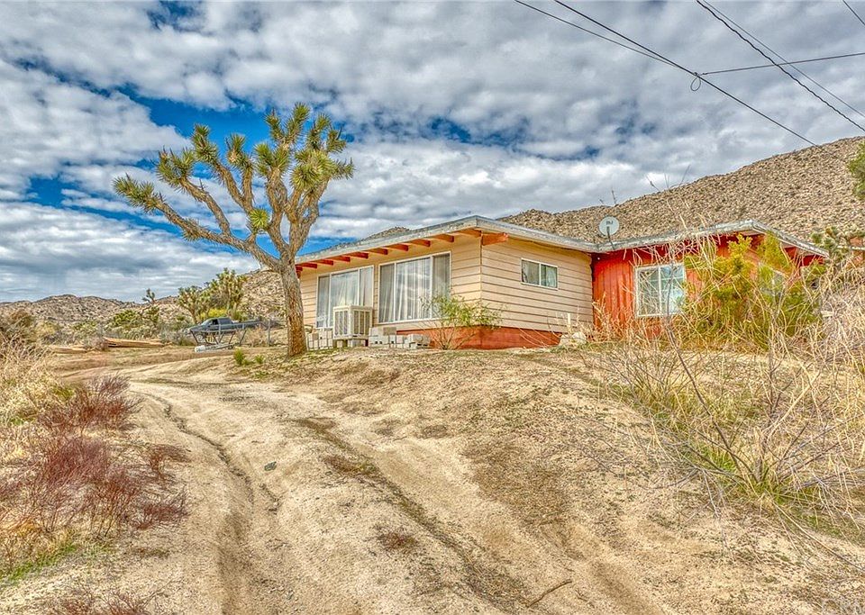 1st image of 55992 Sunnyslope Dr