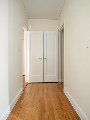 Rented by City Connections Realty | media 14