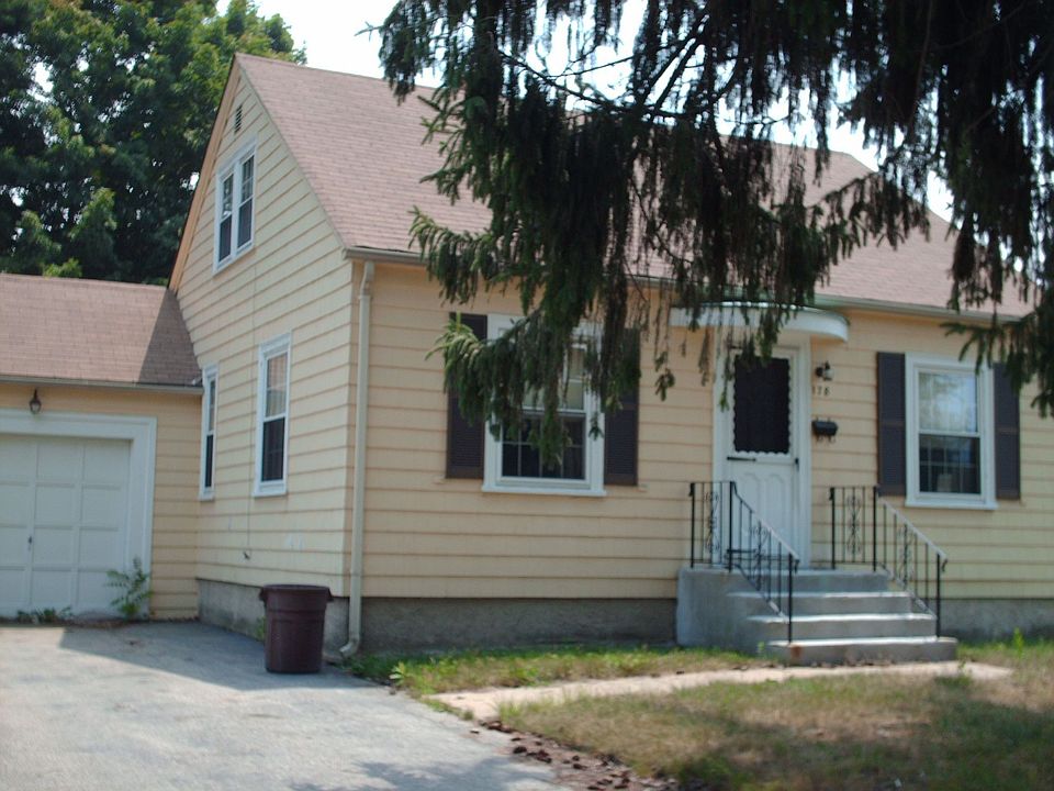178 Central Ave, Johnston, RI 02919 Zillow