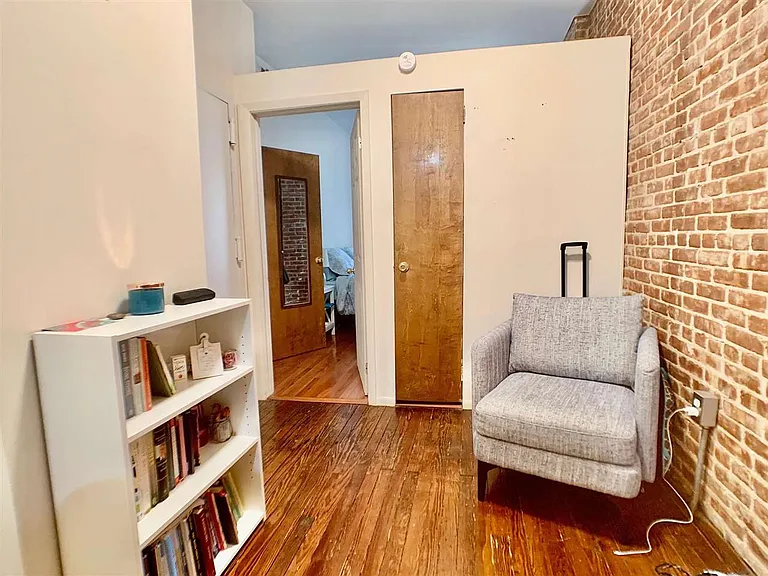 308 Madison St #3B — Photo 3