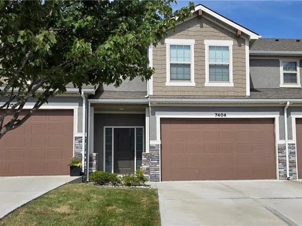 7404 Grand Slam St, Parkville, MO 64152
