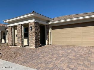 9752 E Red Giant Dr, Mesa, AZ 85212