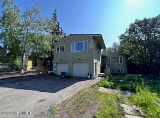 2210 Roosevelt Dr, Anchorage, AK 99517