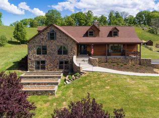 117 Hunters Run Rd, Pearisburg, VA 24134