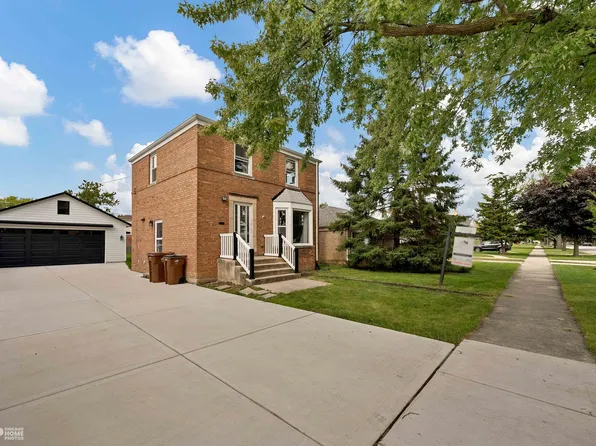 2526 S 7th Ave, North Riverside, IL 60546