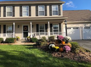 2068 Pine Cliff Rd, State College, PA 16801