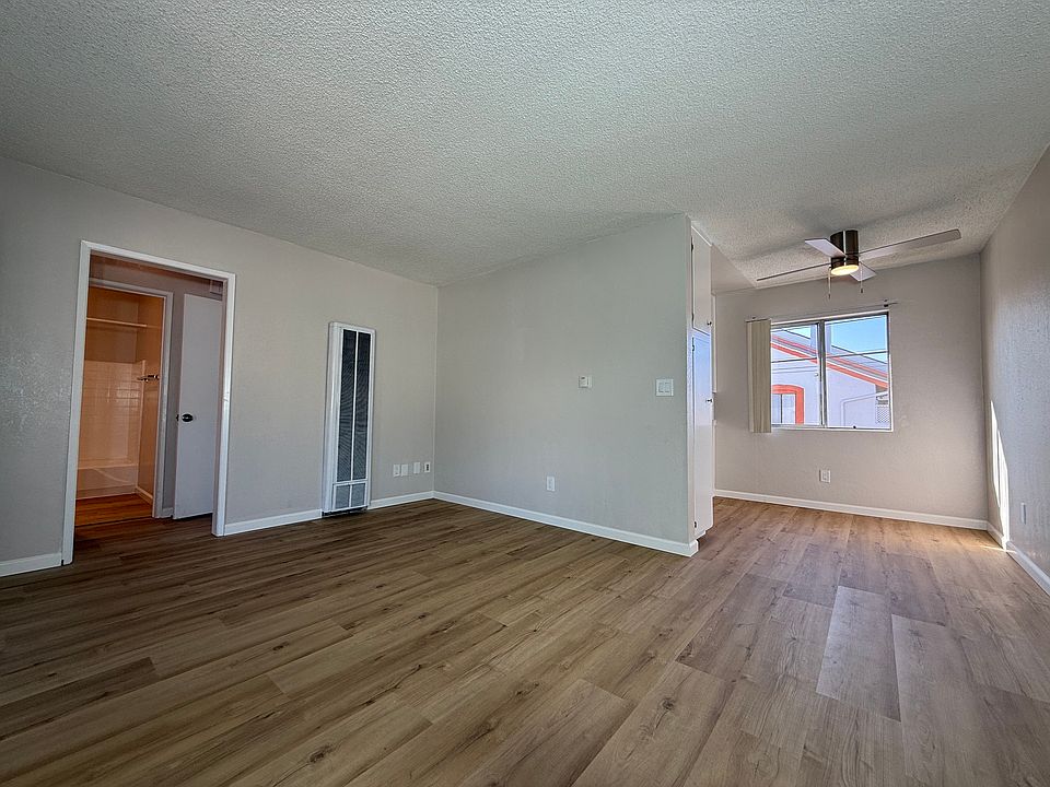 1st image of 4076 Ohio St APT 6