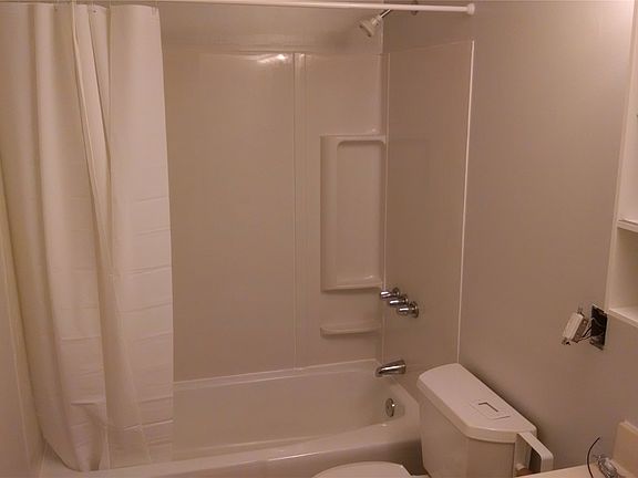 2nd image of 4908 Chalet Dr APT 12
