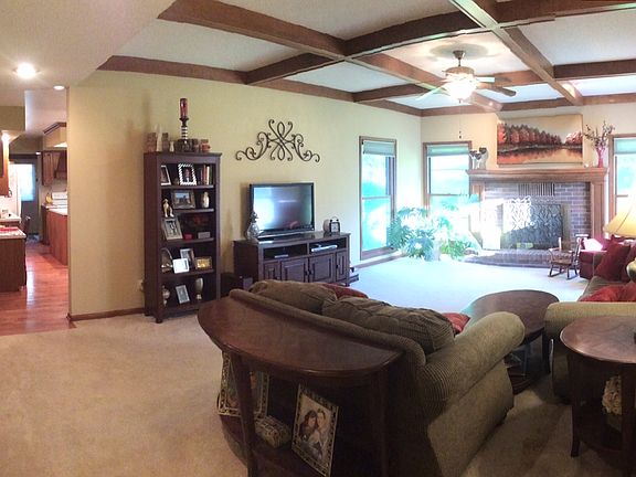 2nd image of 4809 Woodfield Dr