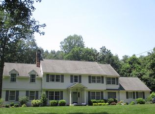 541 Silver Spring Rd, Fairfield, CT 06824