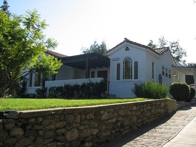1st image of 1003 Lincoln Ave