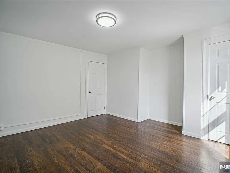 137 Closter Dock Rd #2 — Photo 18