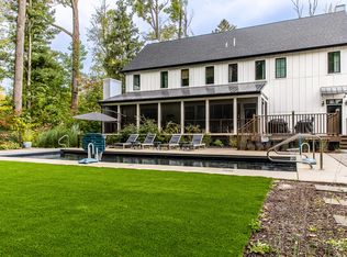 9350 Lakeside Ln, Lakeside, MI 49116