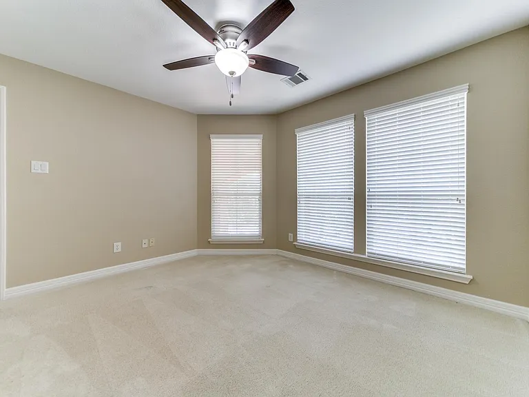 8603 Taylor Walk — Photo 21