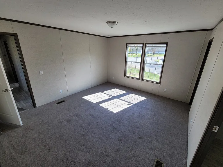 2801 S Stone Rd #63 — Photo 4