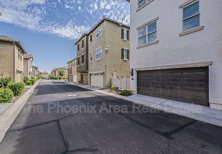 885 S Osborn Ln — Photo 50