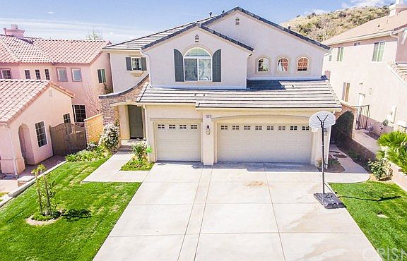3rd image of 29019 Old Adobe Ln