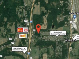 646/AC W Foothills Dr, Fayetteville, AR 72701
