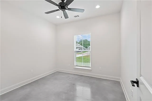 82249 Magnolia St — Photo 13