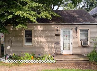 7053 Dunbar Rd, Temperance, MI 48182