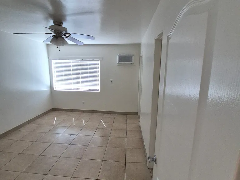 734 Karesh Ave #2-6 — Photo 14