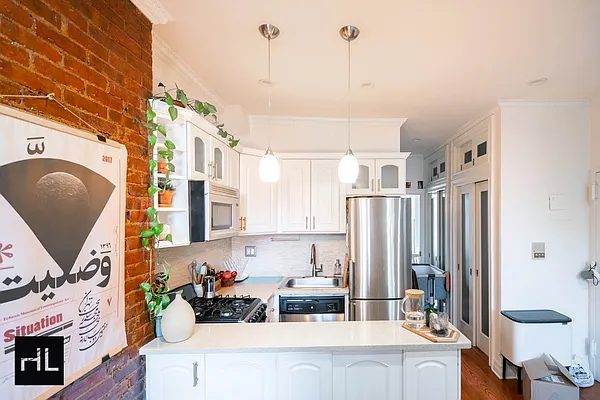 Rented by Highline Residential | media 13