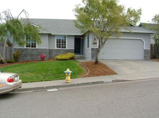 3065 Shamberger Ct, McKinleyville, CA 95519
