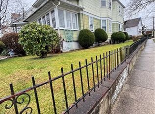 170 Charles Ave, Staten Island, NY 10302