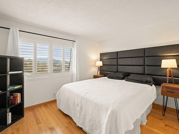 3rd image of 1260 Redwood Blvd APT B