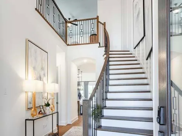 295 Sierra Stream Ln, Conroe, TX 77304