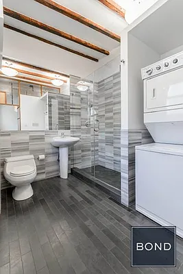 Rented by Bond New York | media 49