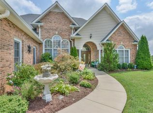 1151 Cliffview Cir, Gray, TN 37615