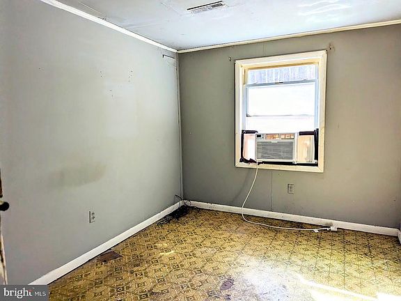 3rd image of 21975 Baja Ln