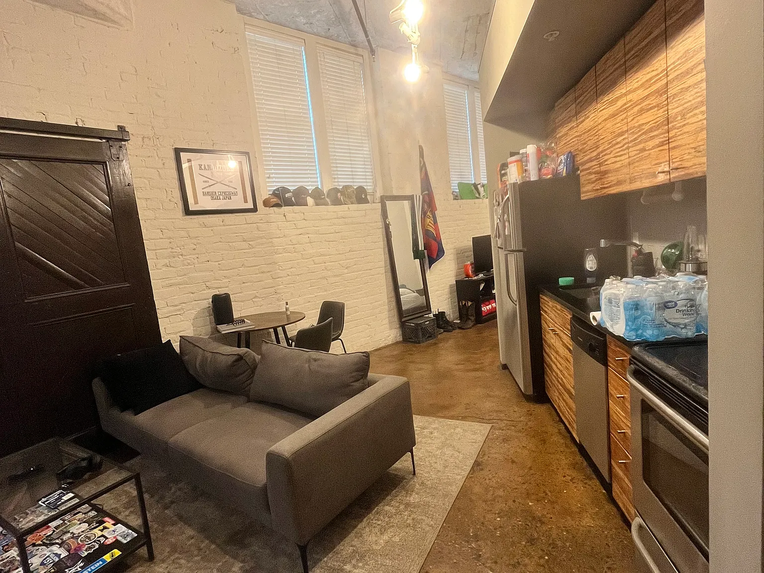 1 bed, 547 sqft, $1,145 — Photo 2