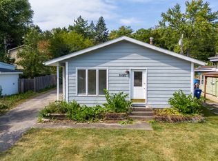 1420 N Harrison St, Algonquin, IL 60102