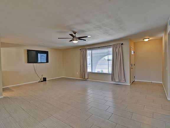 3rd image of 17619 N Whispering Oaks Dr