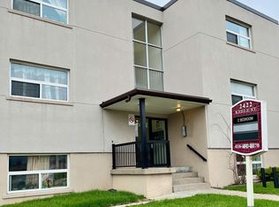 2422 Keele St #3, Toronto, ON M6L2N2