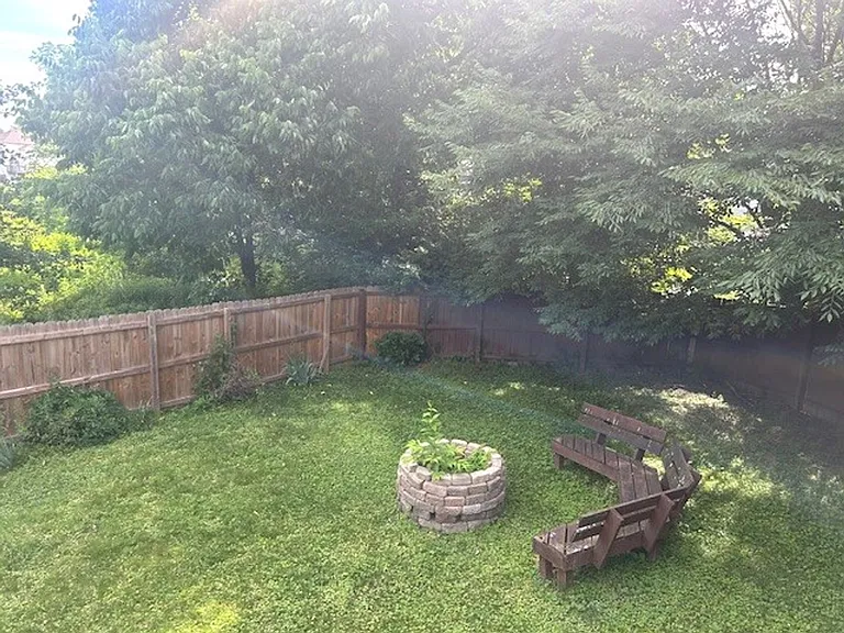 2709 Michelle Park — Photo 23