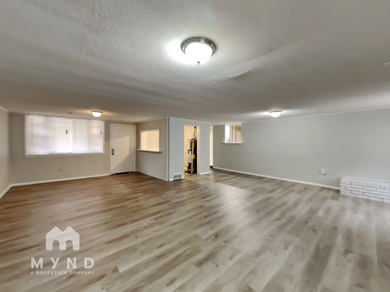 4 bed, 1.5 bath, 2076 sqft, $1,350 — Photo 4