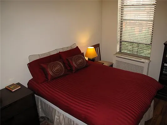 Rented by Empire State Properties | media 82