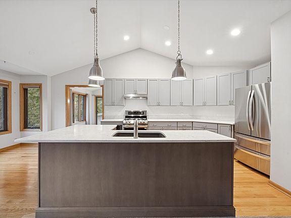 2nd image of 1104 Bristlecone Ct #0